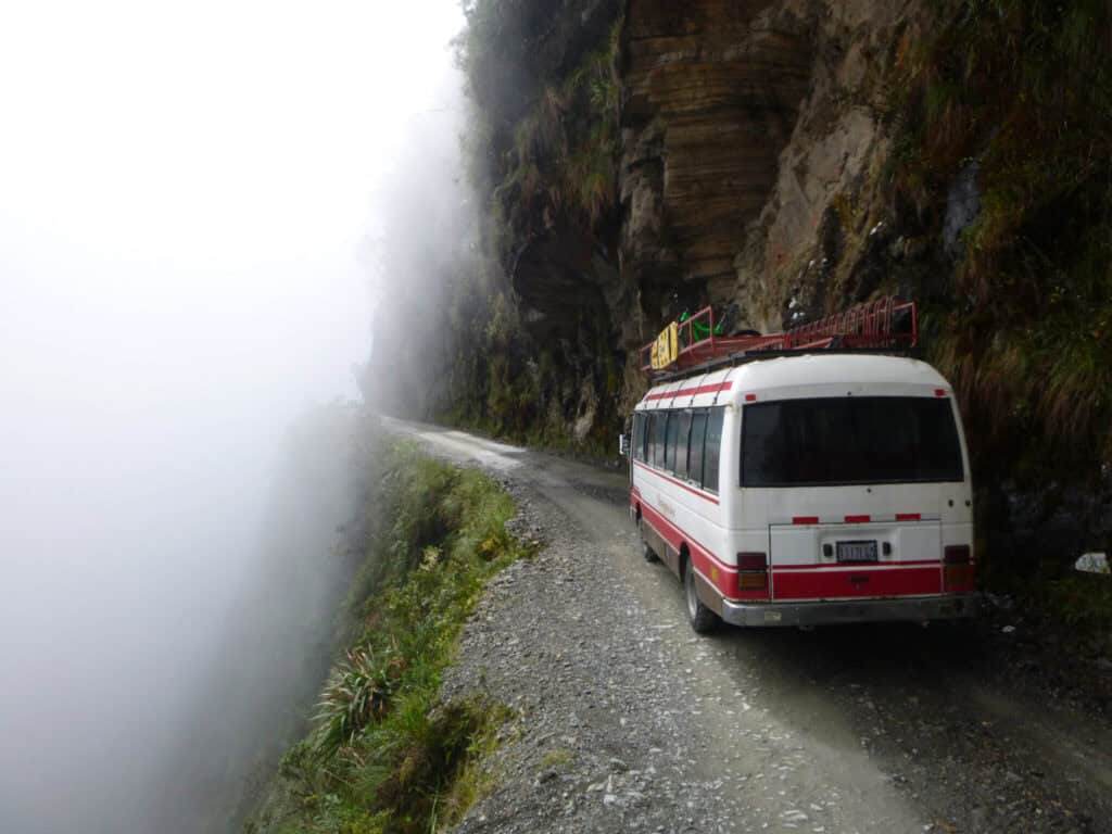 Death Road, Bolivya - Dünyanın En Tehlikeli Turistik Yerleri